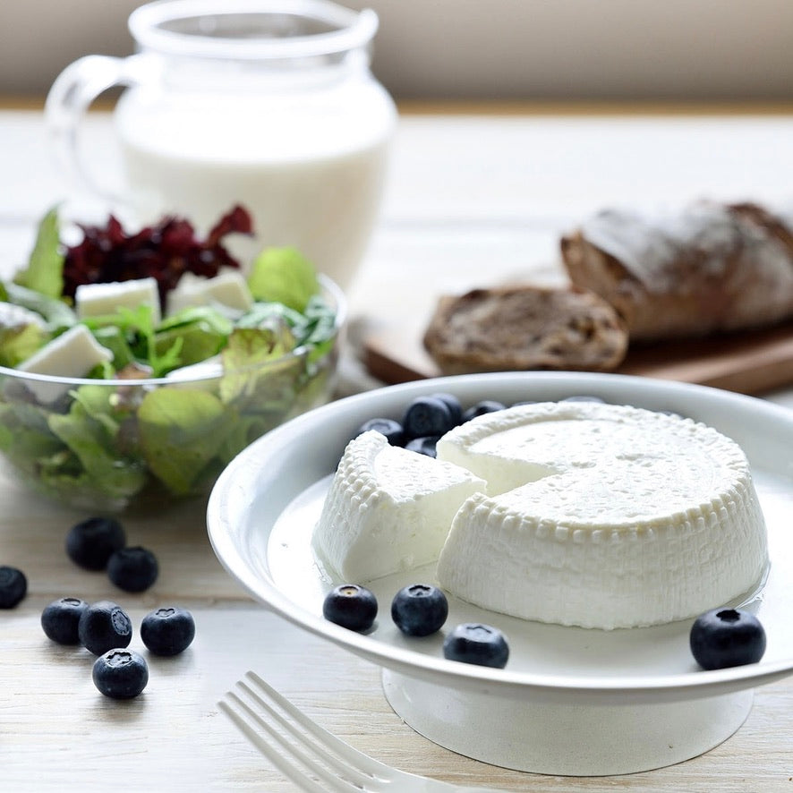 Fresh Cow Milk Cheese "Yukiyanagi"