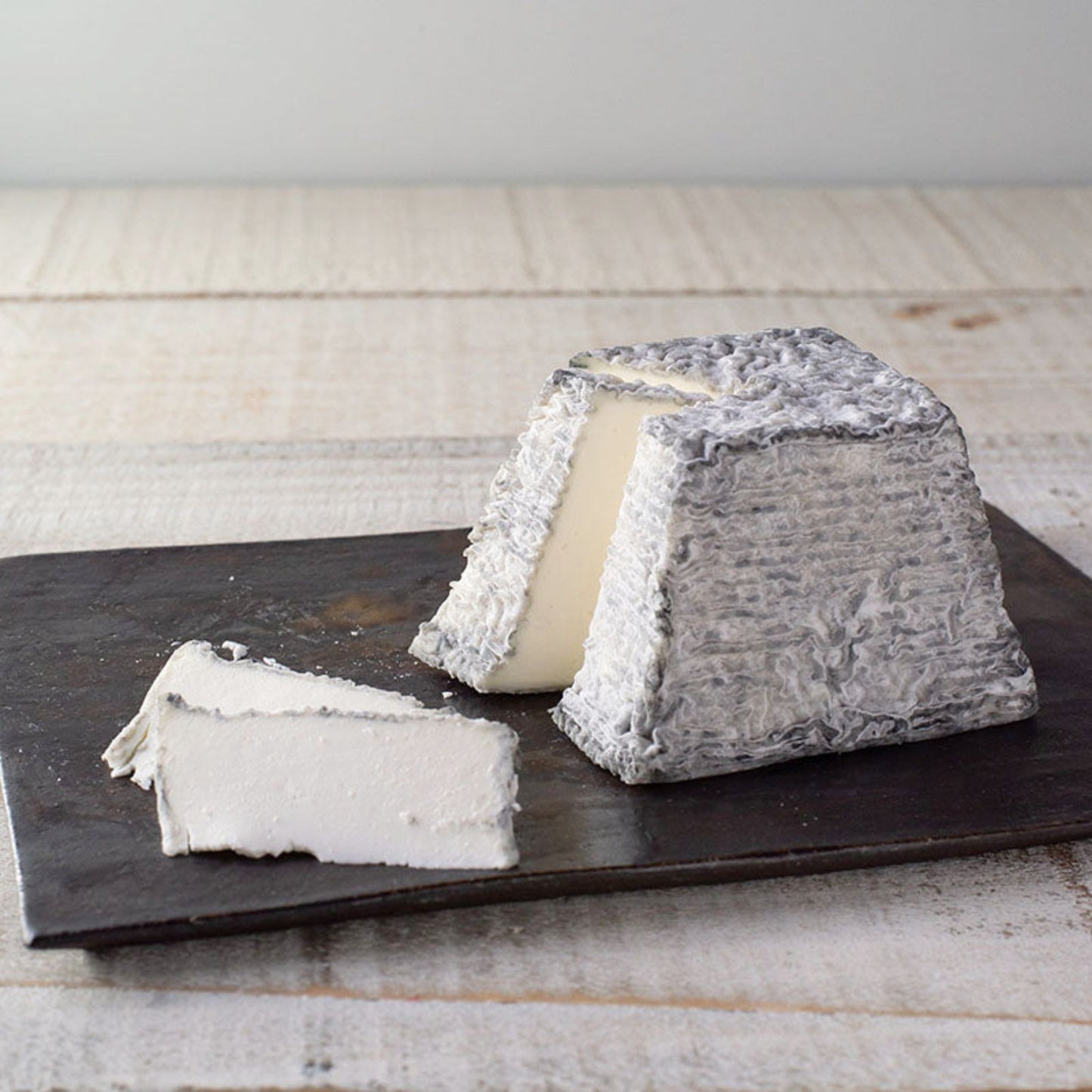 Matured Goat Cheese ”Chausudake”