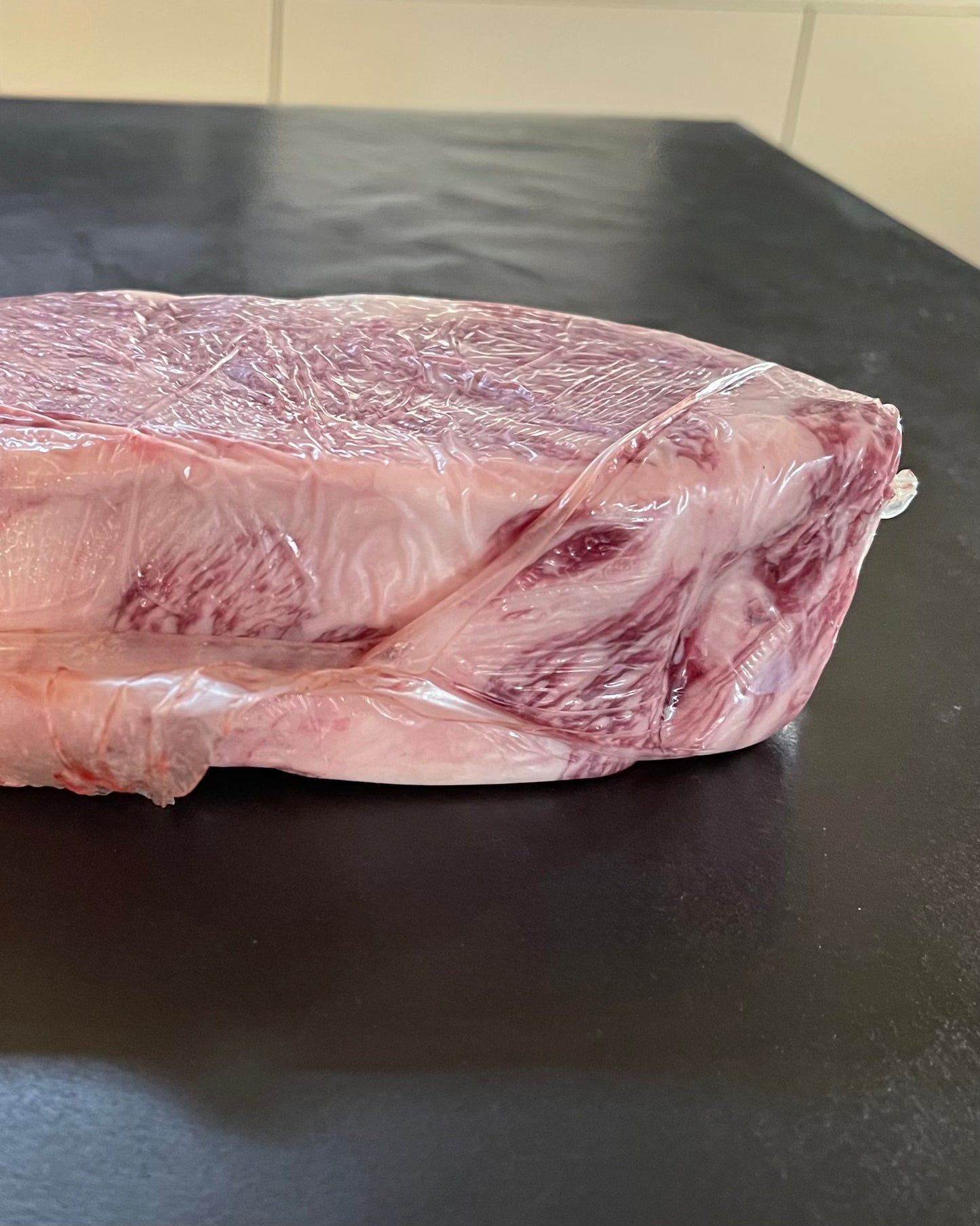 Wagyu Striploin 【Shipping included】