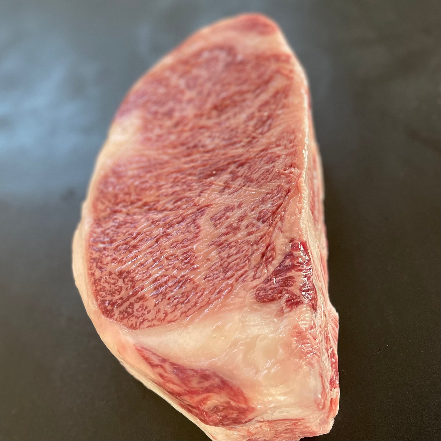 Wagyu Striploin 【Shipping included】